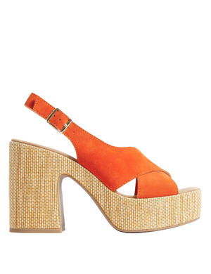 marksandspencer_SS23_T02_2106A_semisove sandaly na platforme_oranzova_2099Kc